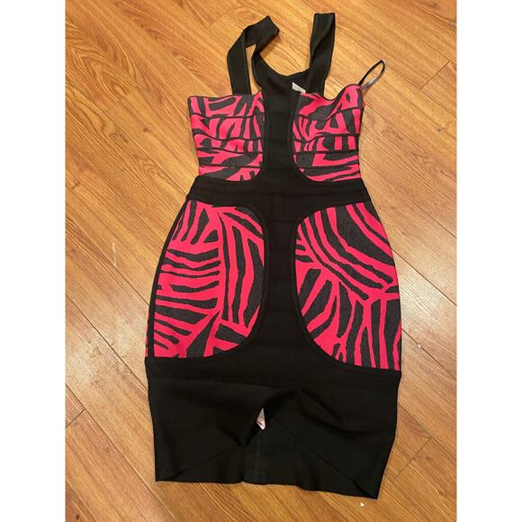 Herve Leger Niva Animal Print Bandage Dress - Picture 4 of 16